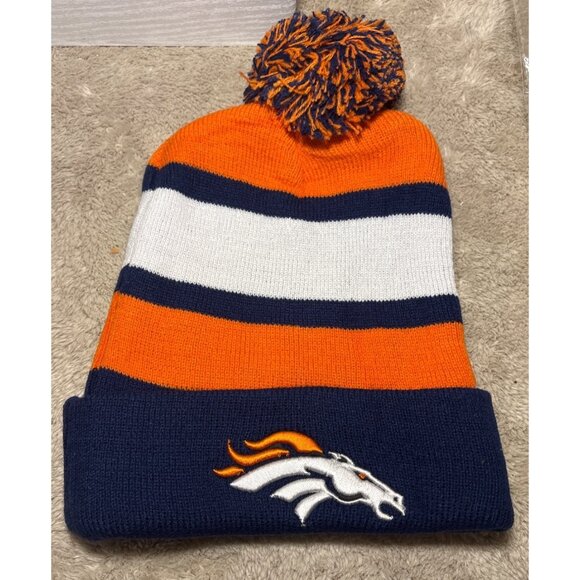 Denver Broncos NFL Bud Light Knit Beanie With Pom Acrylic Winter Hat - Picture 3 of 5